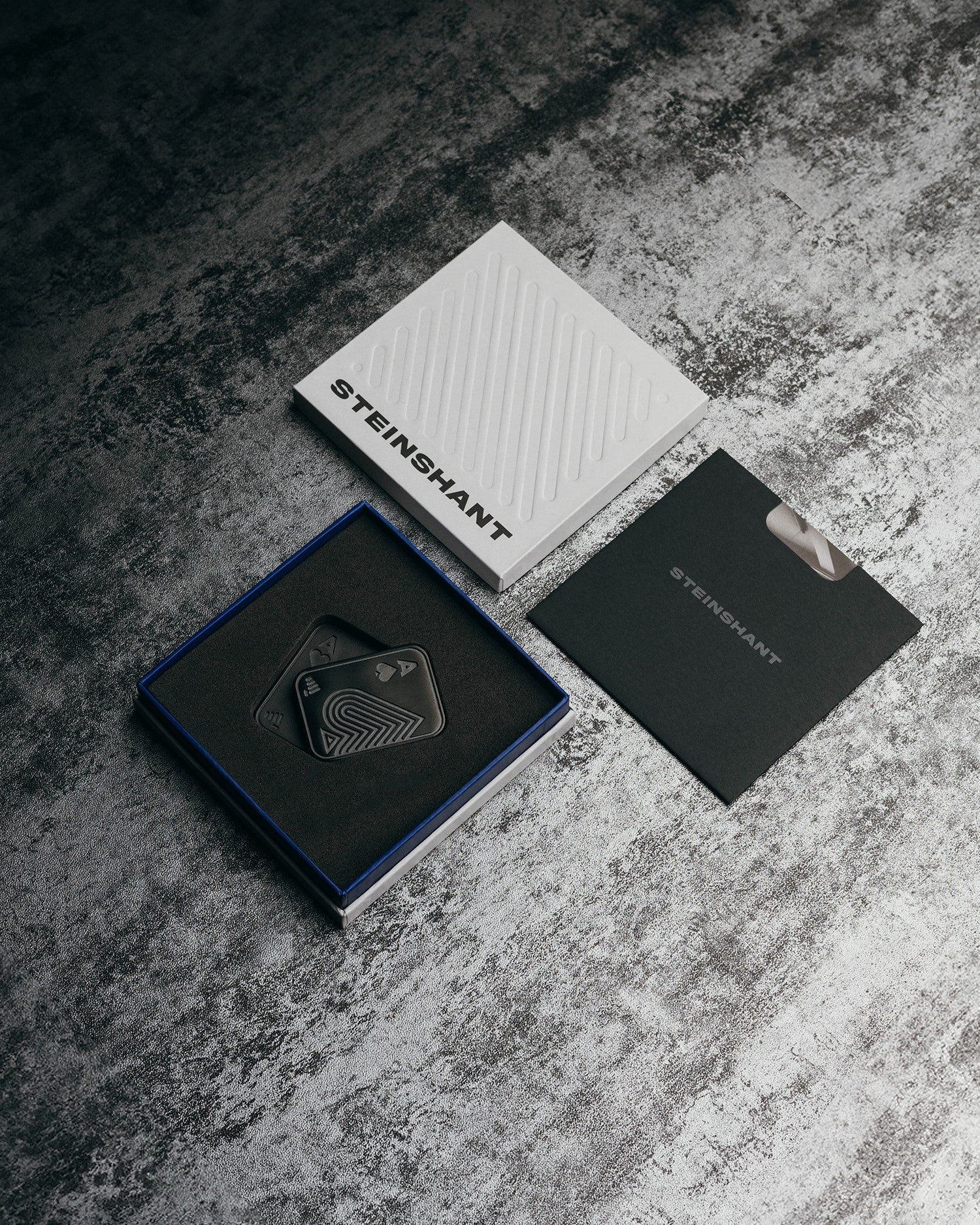 SHUFFLE POCKET ACES V2 (Midnight)