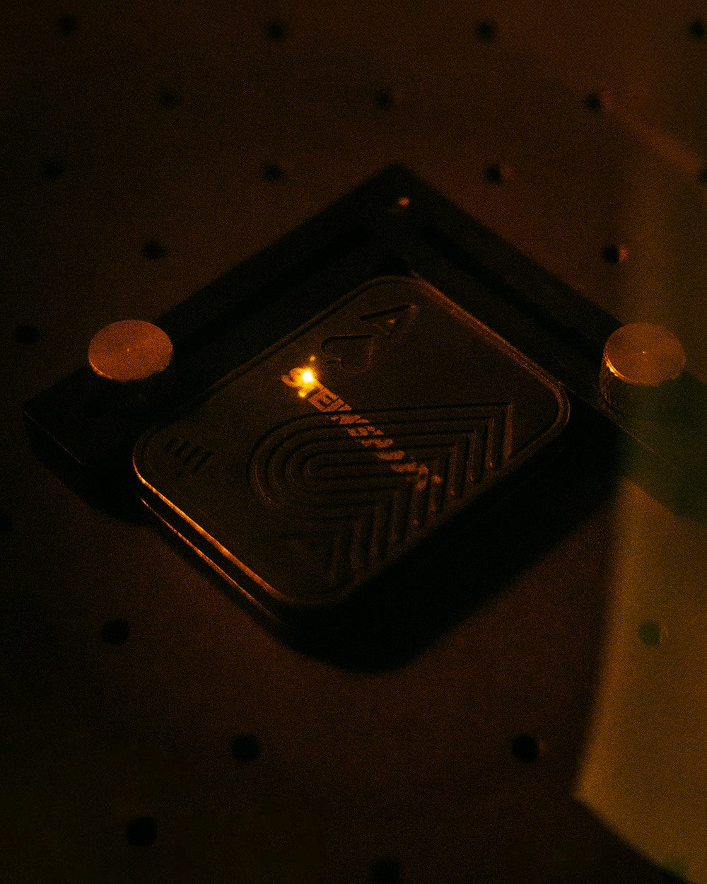 SHUFFLE POCKET V2 (Laser Engraving)