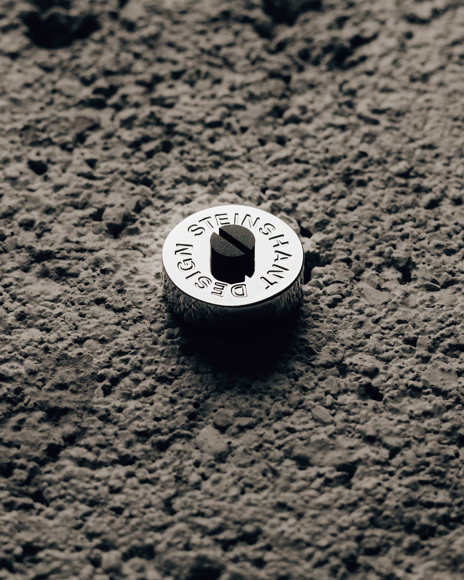 Steinshant Screw (Midnight)