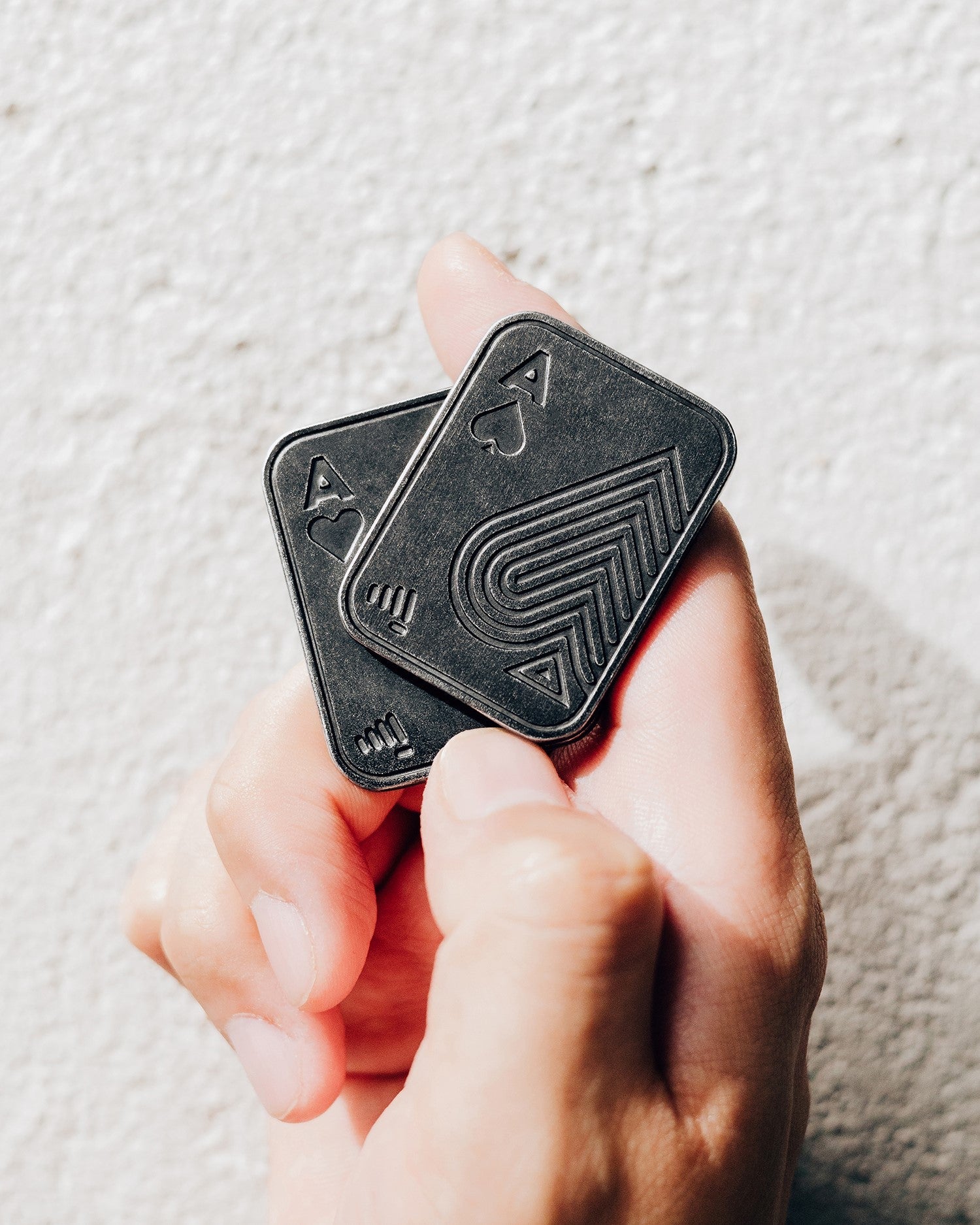 (SAMPLE) SHUFFLE POCKET ACES (Gasoline)