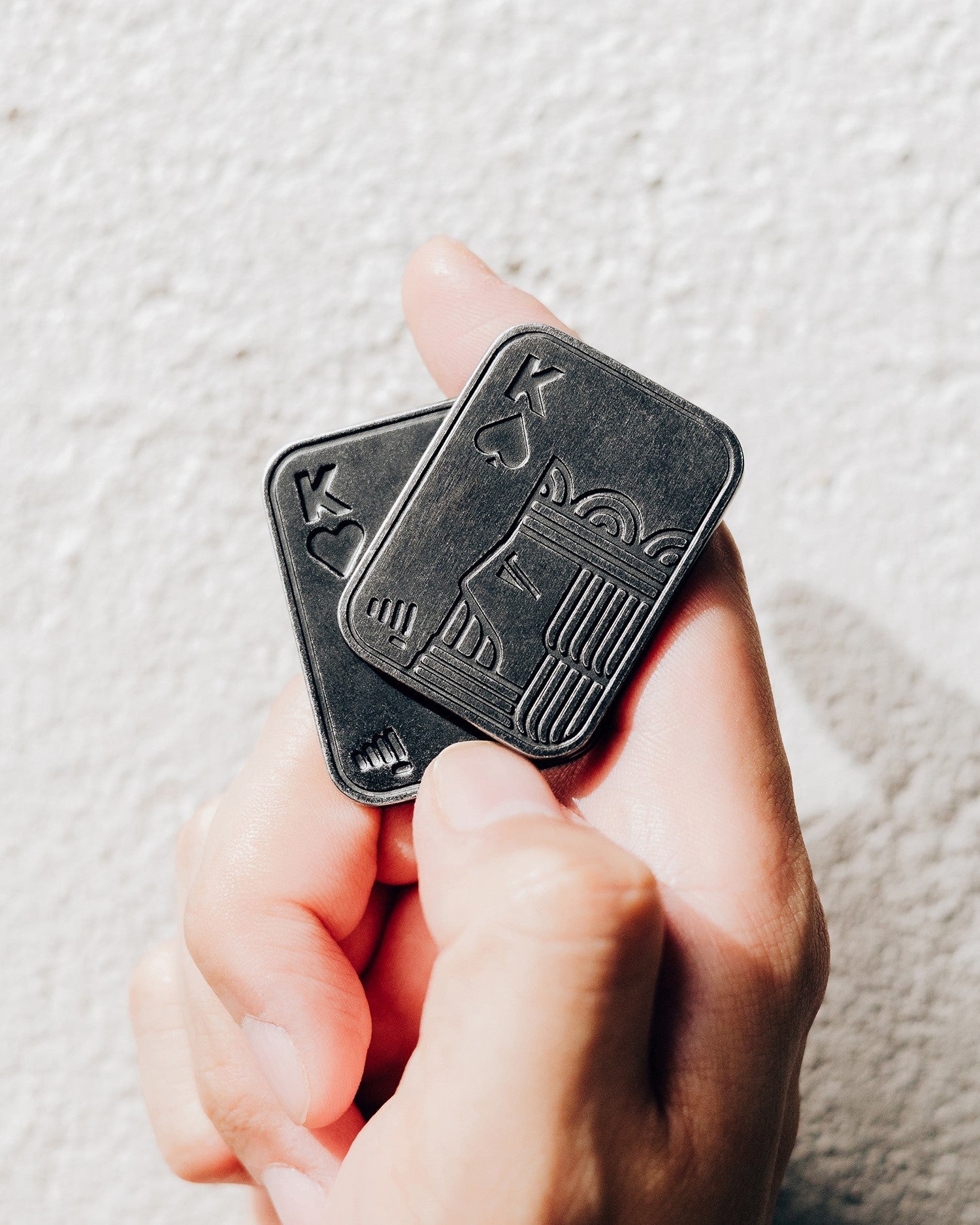 (SAMPLE) SHUFFLE POCKET KINGS (Gasoline)